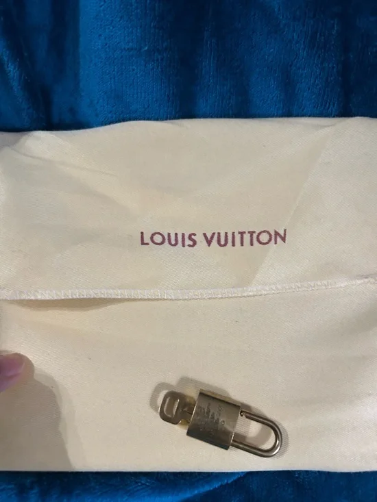 Louis Vuitton Padlock & Key #306 - Picture 8 of 8